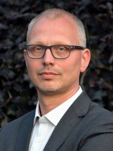 Dr. Burkhard Leifhelm